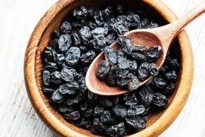 Black, Golden, Green & More: Raisin Types, Health Benefits, and Best Uses