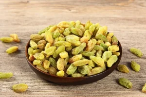 Black, Golden, Green & More: Raisin Types, Health Benefits, and Best Uses